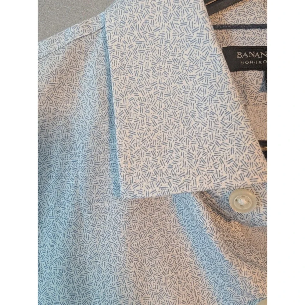 Banana Republic BR  Shirt Classic Fit White Blue Pattern Casual Men's Non‎ Iron